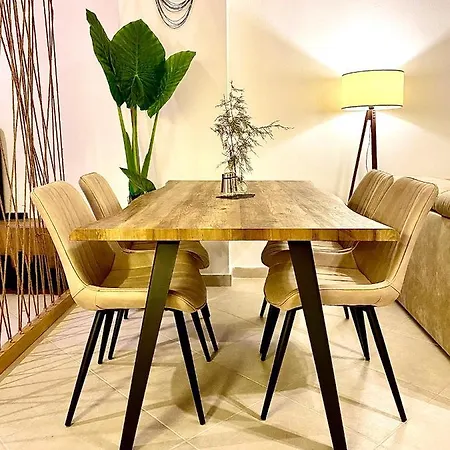 Azalea Studio In City Center Apartment *