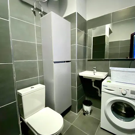 Apartment Azalea Studio In City Center *